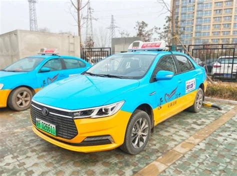 菏泽：首批百辆新能源纯电动出租车将投入运营__财经头条