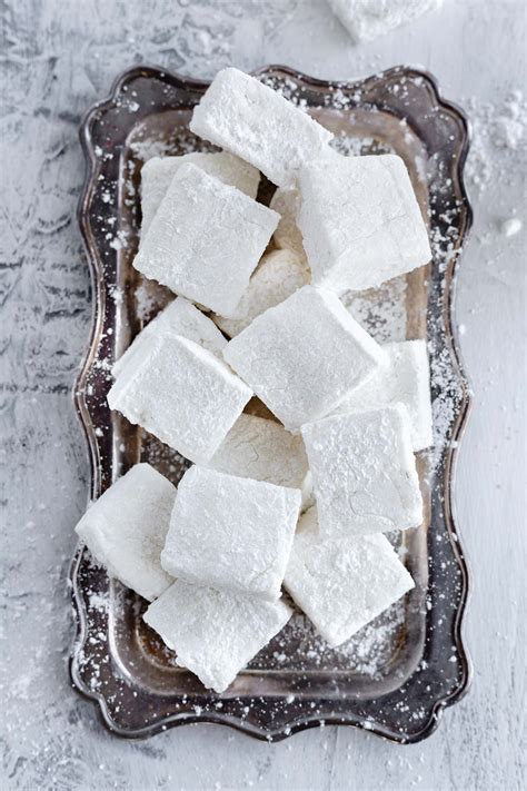 Soft & Fluffy Homemade Marshmallows Made Easy - Apple Cake Annie