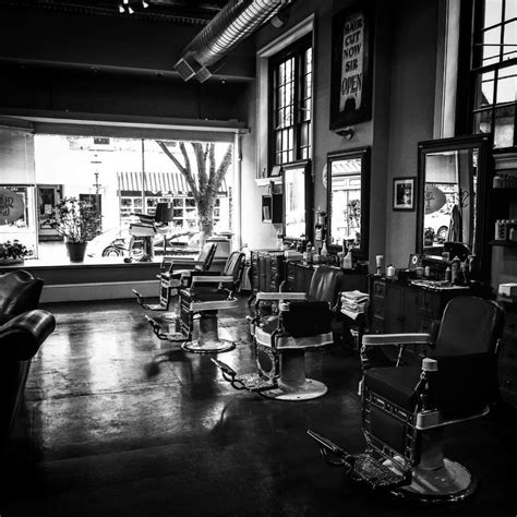 Exton Men's Haircuts, Shave, and Style - Shaving Grace