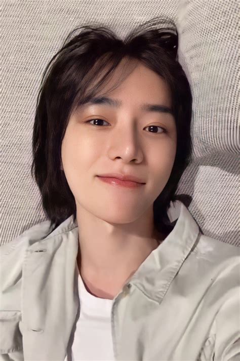 Pin by Malu Dirnt on TXT | Txt, Aesthetic words, Boyfriend pictures