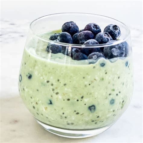 Delicious Matcha Overnight Oats
