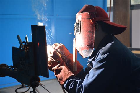 安徽铜陵技师学院-铜陵理工学校-焊接-
