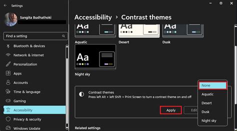 Word Local in a Black Font 的图像结果