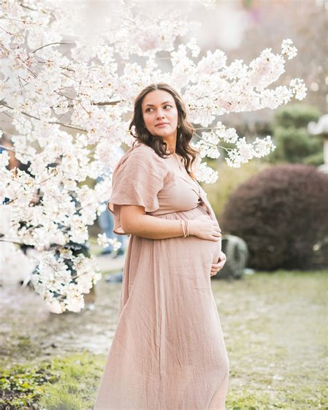 Alyssa Brooke Photography | Beautiful mama and cherry blossoms, what could be better? And the ...