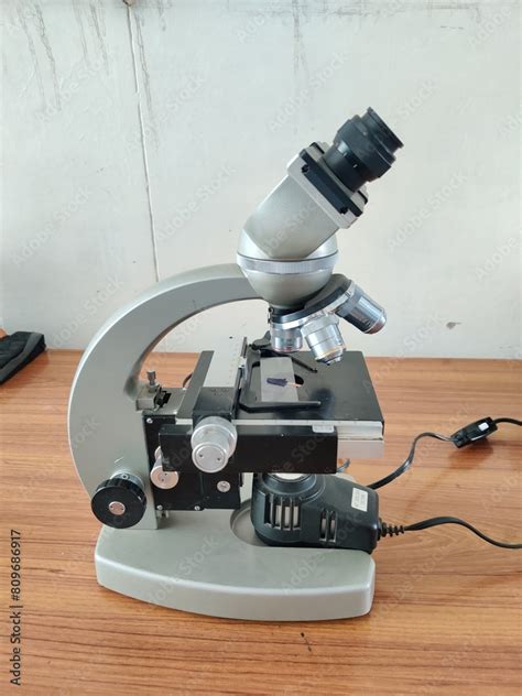 Scientific Microscope 的图像结果