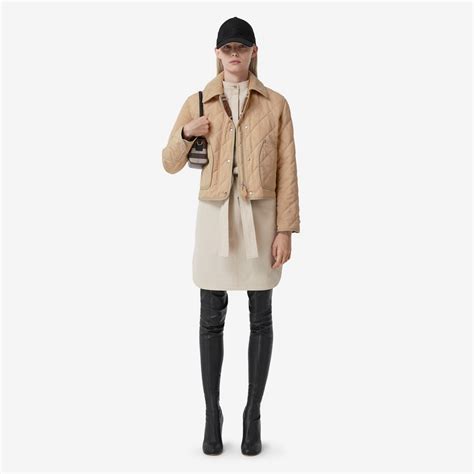 Burberry Corduroy Collar Diamond Quilted Cropped Barn Jacket | REVERSIBLE