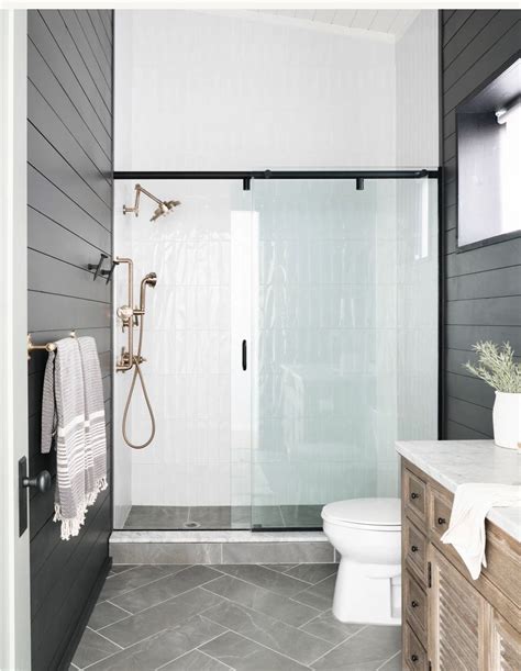 Upgrade Your Bathroom with a Luxurious Grey Tile Shower: Get Inspired ...
