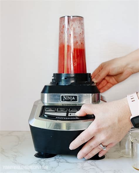 Iced Strawberry Matcha Latte Inspired by Starbucks - Yummy Whole Food ...