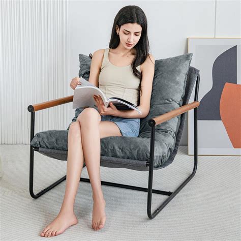 Comfy Reading Chair 的图像结果