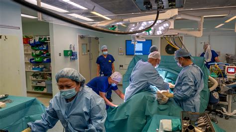 A National Treasure, Tarnished: Can Britain Fix Its Health Service ...