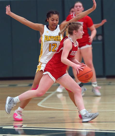 Walter Panas tops Red Hook in state regional semifinal