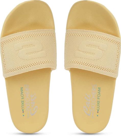 Skechers Womens Slippers Flip Flops - Buy Skechers Womens Slippers Flip ...