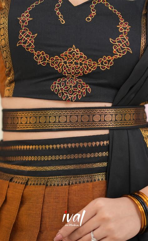 Padmaja Cotton Half Saree - Dark Mustardish Brown and Black – Ivalinmabia