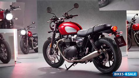 Triumph Speed Twin 900 Chrome Edition price, specs, mileage, colours ...