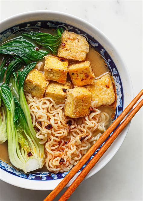 Easy Peanut Butter Ramen - SO VEGAN