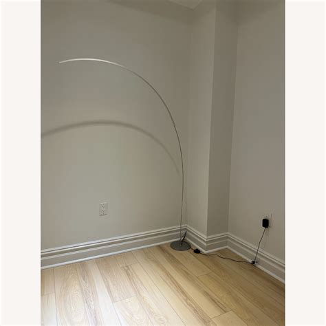 Modern Arc Floor Lamp - AptDeco