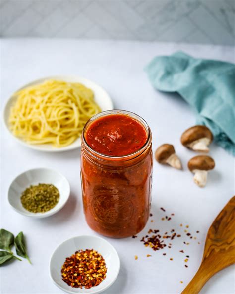 Meatless Spaghetti Sauce - I Heart Vegetables