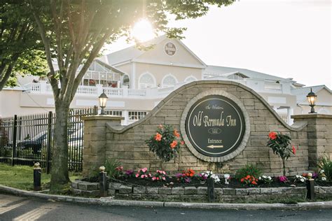 Ghosts of War at the Old Bermuda Inn - CitySignal