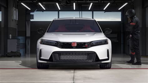 2025 Honda Civic Type R – Honda's Hot Hatch - High Performance Hatchback