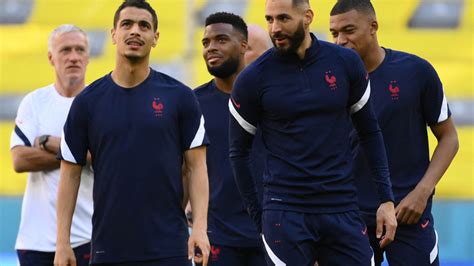 France national anthem lyrics: La Marseillaise words in French and ...