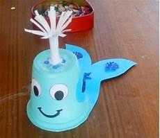 riciclare bicchieri di plastica 22 idee per lavoretti con bicchieri di plastica per riciclare bicchieri di plastica 22 idee per lavoretti con bicchieri di plastica per