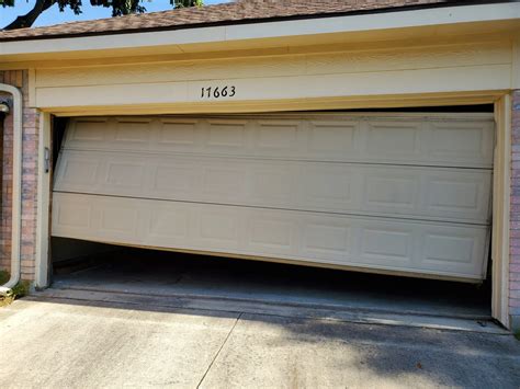 Lewisville Texas Garage Door Repair - Good Guys Garage Door Repair