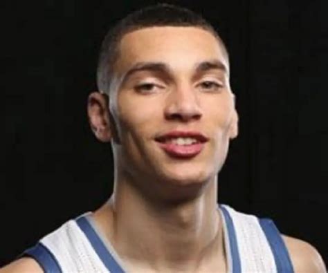 Zach LaVine - Basketball Players, Birthday, Family - Zach LaVine Biography