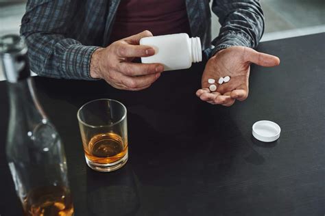 Naproxen® & Alcohol®: What You Need to Know