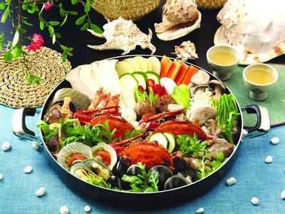 【海鲜火锅的做法,海鲜火锅的家常做法】美食杰菜谱做法大全