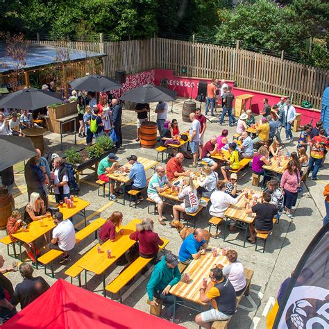 Old Trade 的图像结果