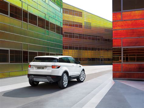 2012 Range Rover Evoque official details and images