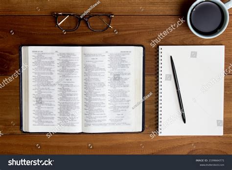 185 Note Pastor Images, Stock Photos & Vectors | Shutterstock