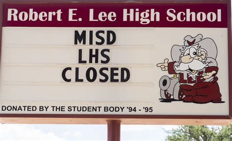 Trustees to vote Monday on Lee High School name change