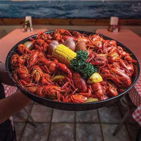 When Is Crawfish Season in Texas? | Houstonia Magazine