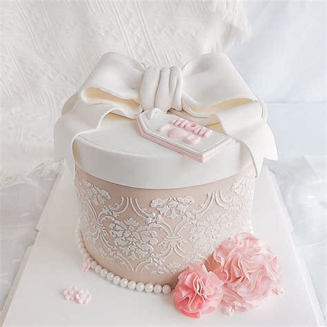 Image result for Fondant Gift Box Tutorial