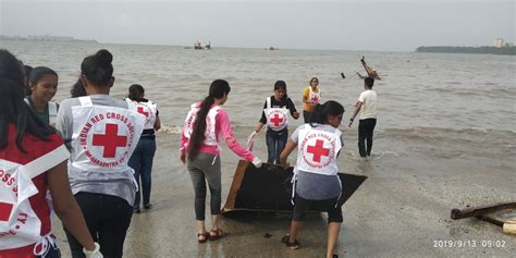 YRC beach cleaning drive