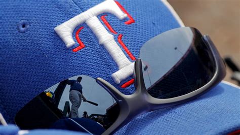 Texas Rangers hat controversy: New Era caps selling for $1,000 on eBay ...