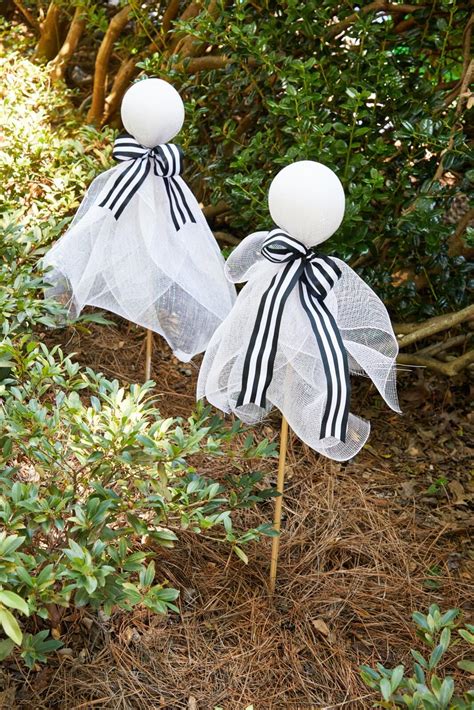 25 easy and cheap diy halloween decorations to save money