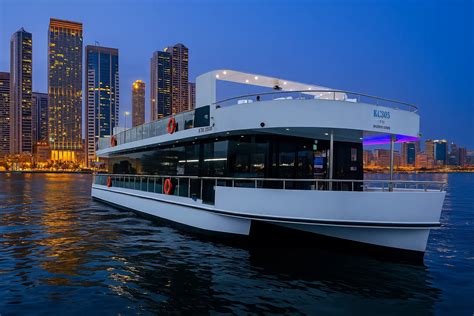 Royal Dhow Cruise Dinner Marina Dubai | Dubai Creek, Canal Cruise