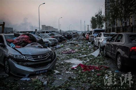 天津塘沽爆炸后的黎明[46]- 中国日报网