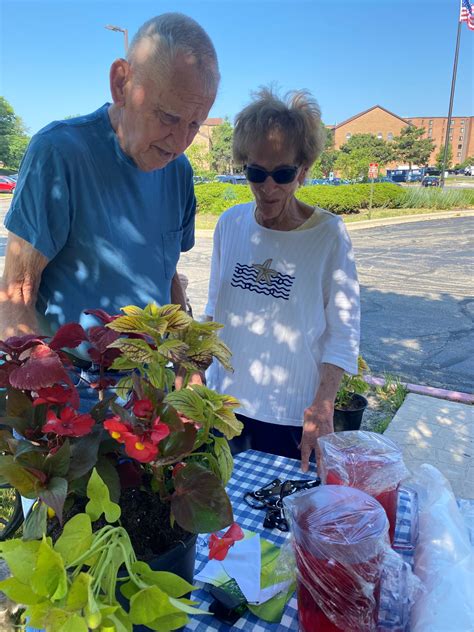 Vic & Myrna Gardening