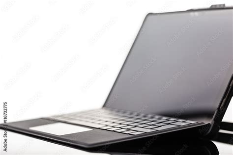 High-Tech Laptop 的图像结果