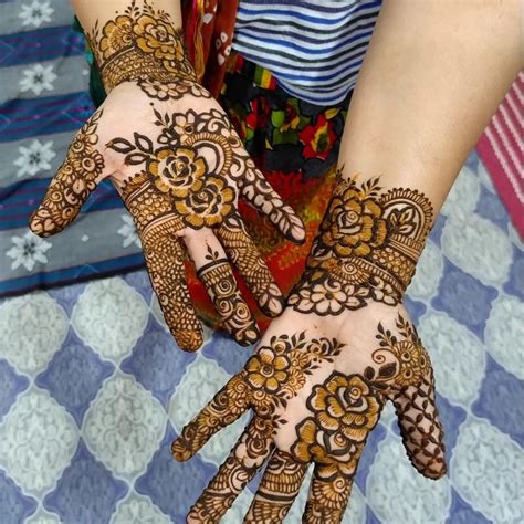40+ Easy Henna Designs for Beginners for Your Hands & Feet