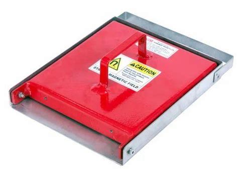 Hand Magnet With Cover