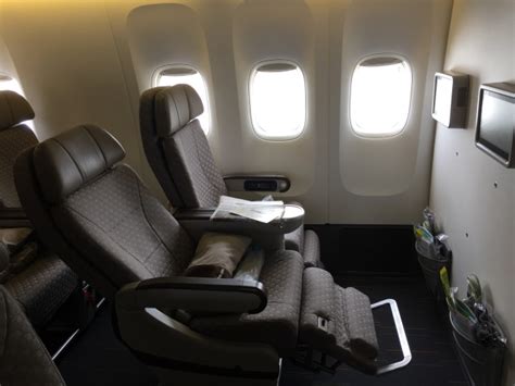 Business Class Plane Seats 的图像结果