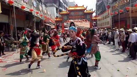 在潮汕，英歌舞并不是男人的专利，女人也可以跳！__凤凰网