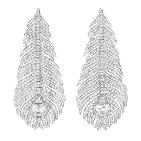 Plume de paon pendant earrings white gold | Jewelry | Boucheron US