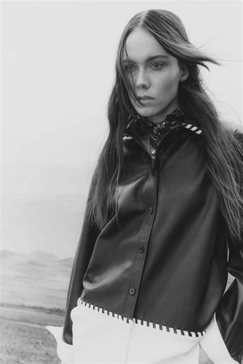 Coated Color-Block Shirt - Black/cream - Ladies | H&M US