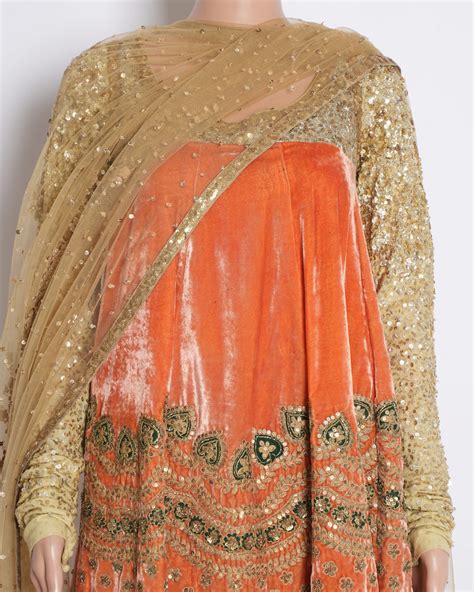 Buy Pre-Owned Sabyasachi Designer Dresses Online - Exclusive Collection ...
