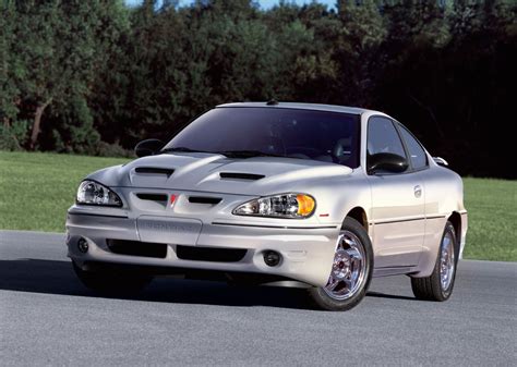 2005 Pontiac Grand Am Image. Photo 1 of 4